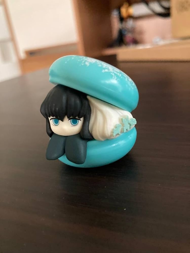 Amazon.co.jp: 鬼滅 きゃらまかろん 時透無一郎 : おもちゃ